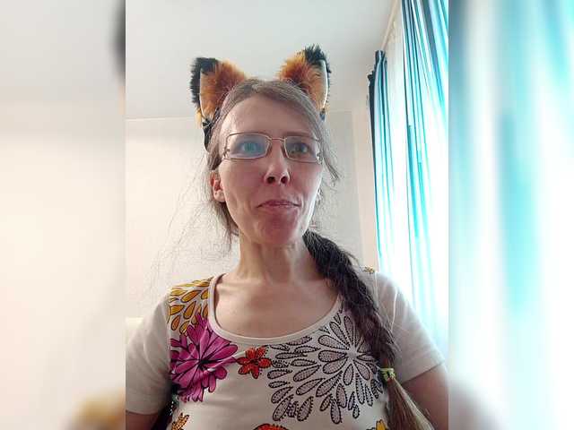 -queen-margo-'s BongaCams show and profile