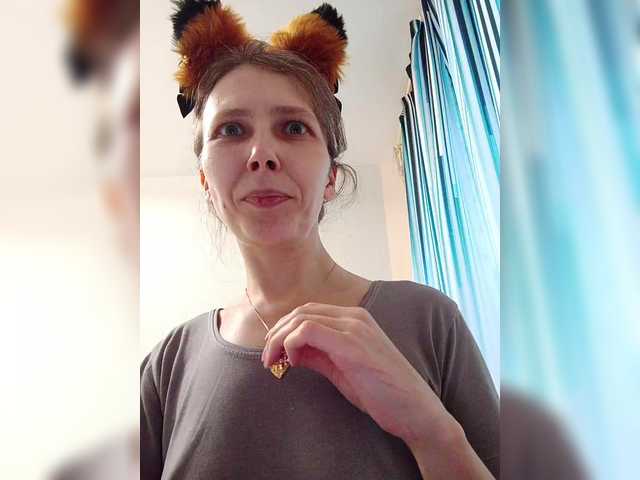 Preview of -queen-margo-