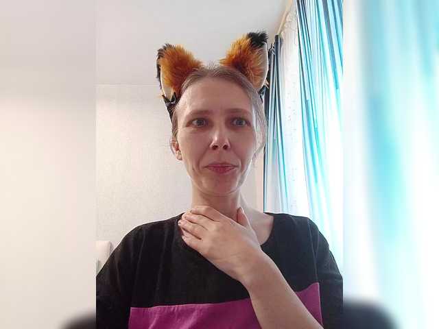 Preview of -queen-margo-