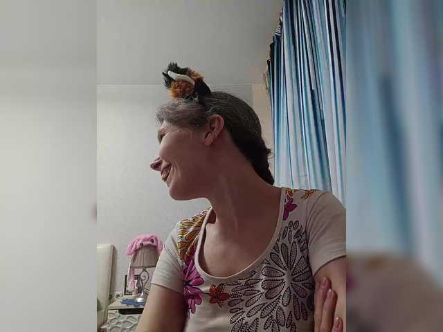 -queen-margo-'s BongaCams show and profile