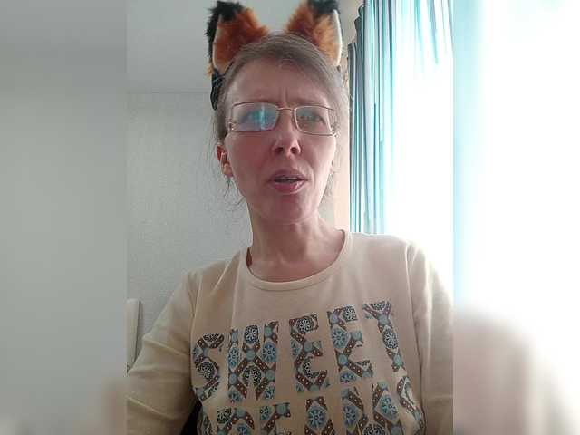 Preview of -queen-margo-