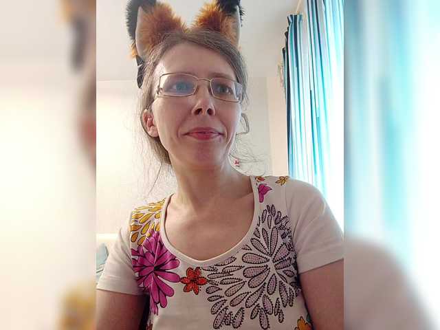 -queen-margo-'s BongaCams show and profile