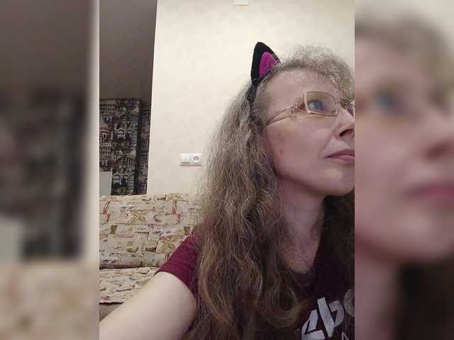 Preview of -queen-margo-