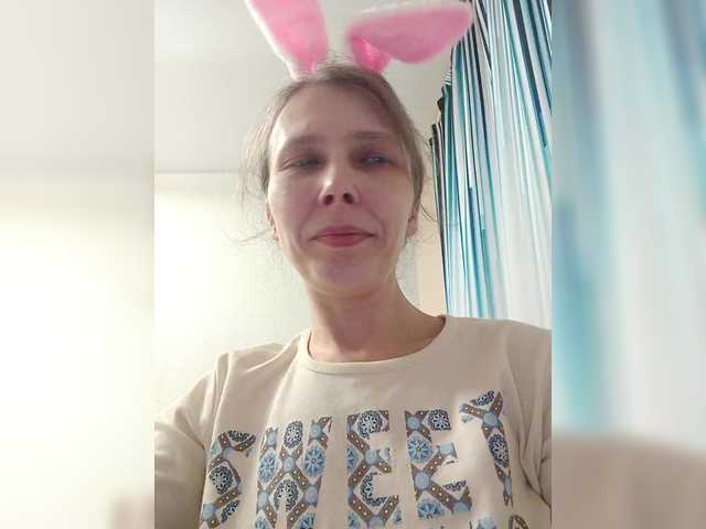 -queen-margo-'s BongaCams show and profile