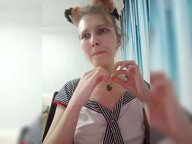 -queen-margo-'s BongaCams show and profile