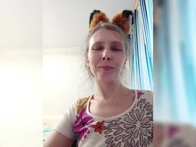 -queen-margo-'s BongaCams show and profile