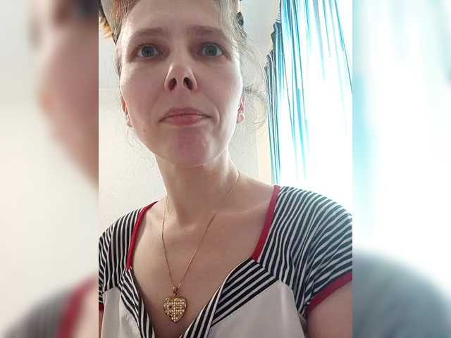 -queen-margo-'s BongaCams show and profile