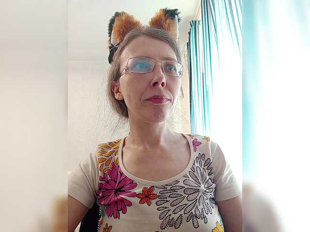 Preview of -queen-margo-