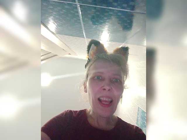 -queen-margo-'s BongaCams show and profile