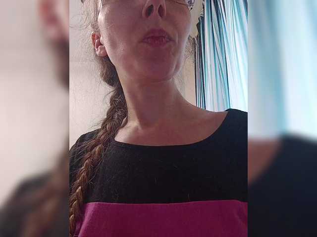 -queen-margo-'s BongaCams show and profile