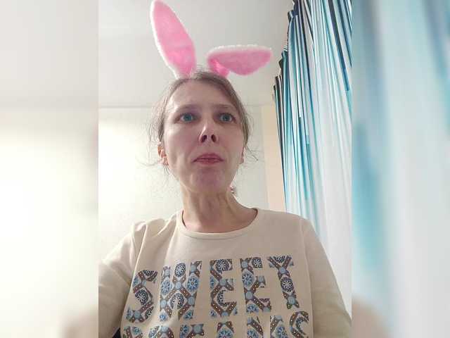 -queen-margo-'s BongaCams show and profile