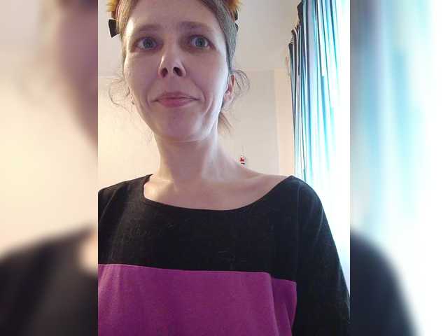 -queen-margo-'s BongaCams show and profile