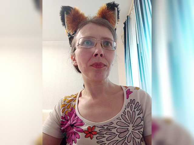 -queen-margo-'s BongaCams show and profile