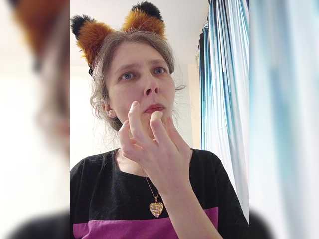 -queen-margo-'s BongaCams show and profile