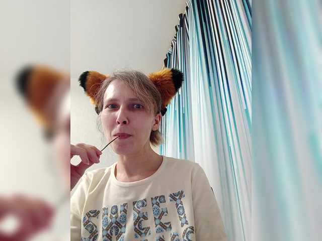 -queen-margo-'s BongaCams show and profile