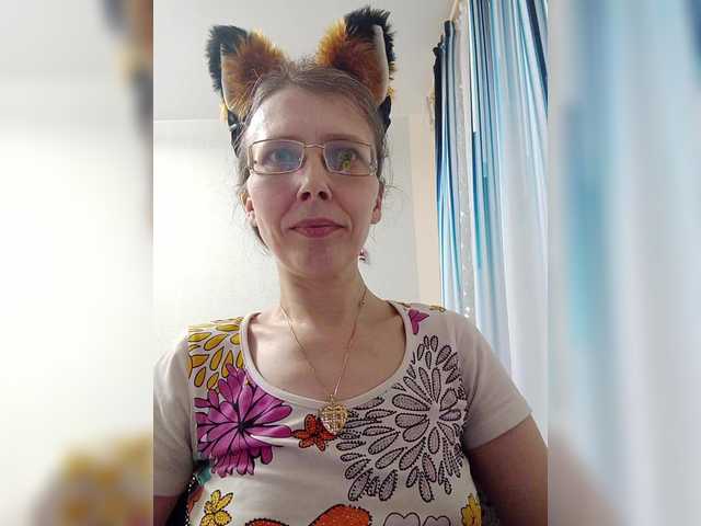 -queen-margo-'s BongaCams show and profile