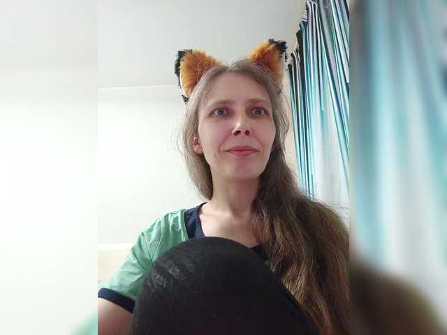 -queen-margo-'s BongaCams show and profile