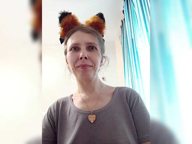 Preview of -queen-margo-