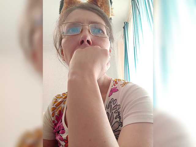 -queen-margo-'s BongaCams show and profile