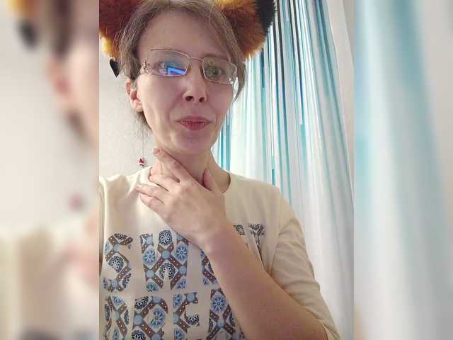 -queen-margo-'s BongaCams show and profile