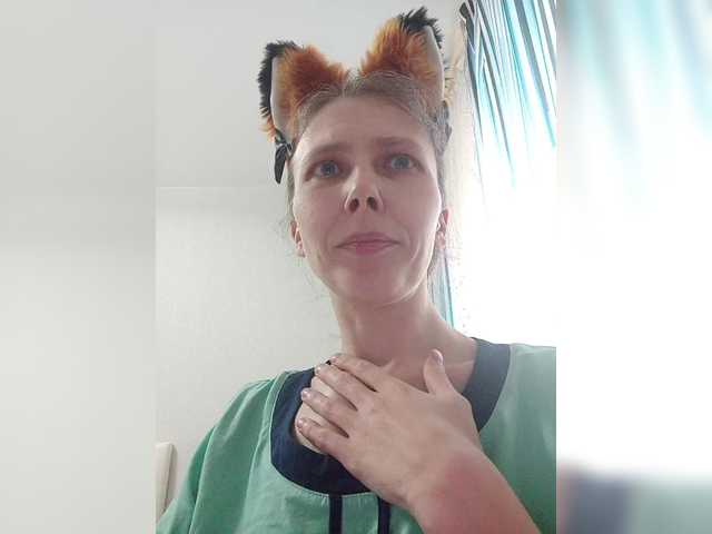 -queen-margo-'s BongaCams show and profile