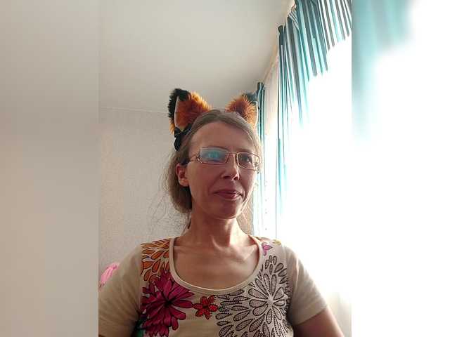 -queen-margo- live cam profile