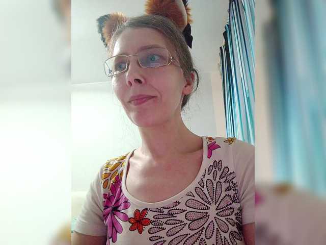 -queen-margo-'s BongaCams show and profile