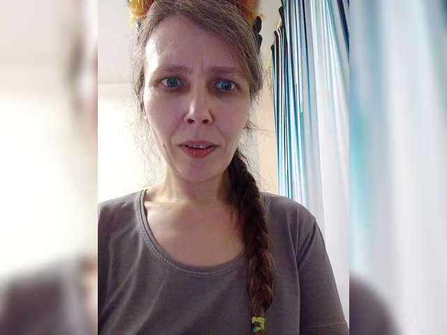 -queen-margo-'s BongaCams show and profile