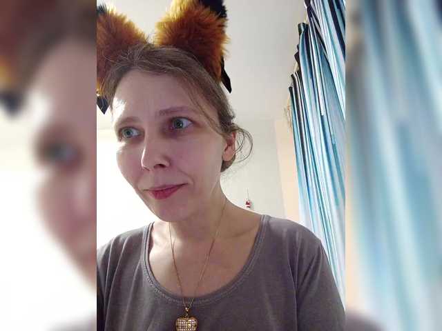 Preview of -queen-margo-