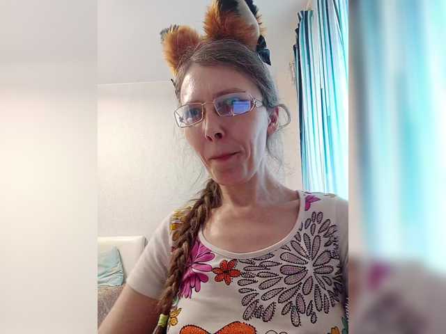 -queen-margo-'s BongaCams show and profile