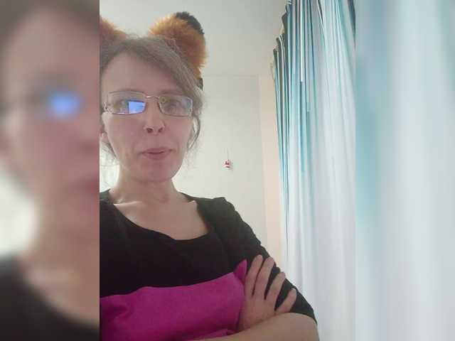 -queen-margo-'s BongaCams show and profile