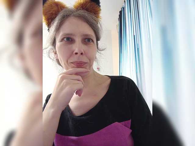 -queen-margo-'s BongaCams show and profile