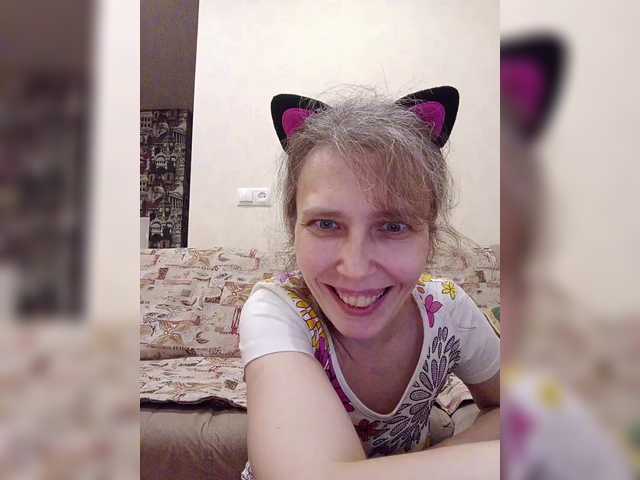 Preview of -queen-margo-