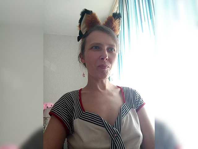 Preview of -queen-margo-