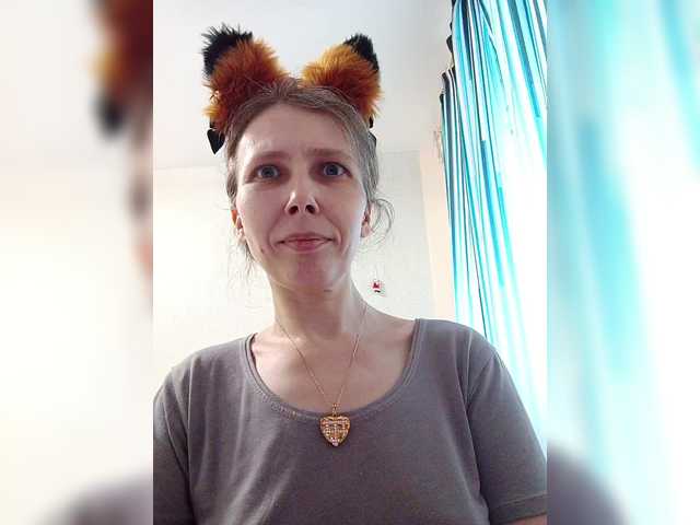 Preview of -queen-margo-