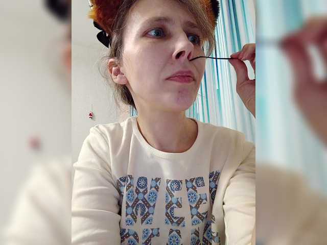 Preview of -queen-margo-