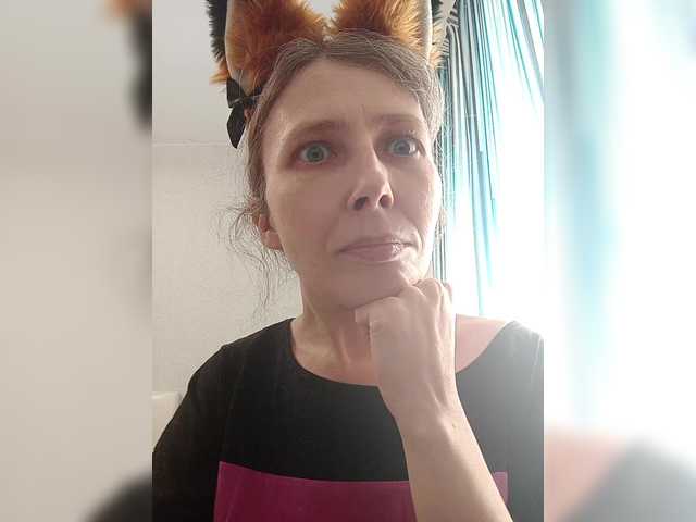 -queen-margo-'s BongaCams show and profile