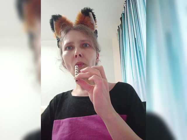 -queen-margo-'s BongaCams show and profile