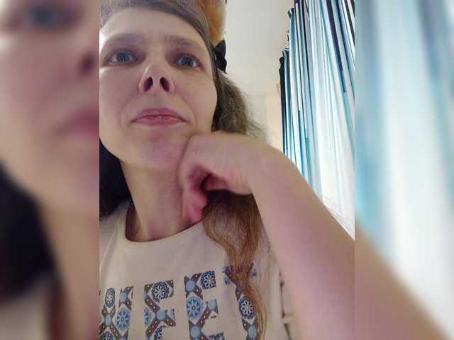 -queen-margo-'s BongaCams show and profile