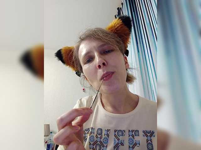 Preview of -queen-margo-