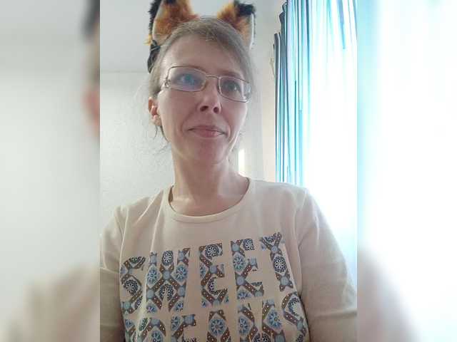 -queen-margo-'s BongaCams show and profile