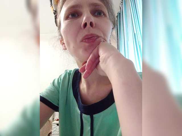 -queen-margo-'s BongaCams show and profile