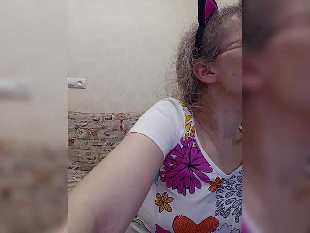 Preview of -queen-margo-