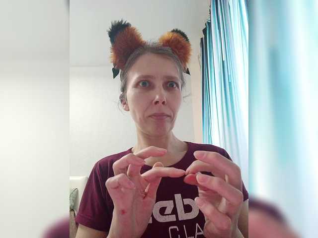 -queen-margo-'s BongaCams show and profile