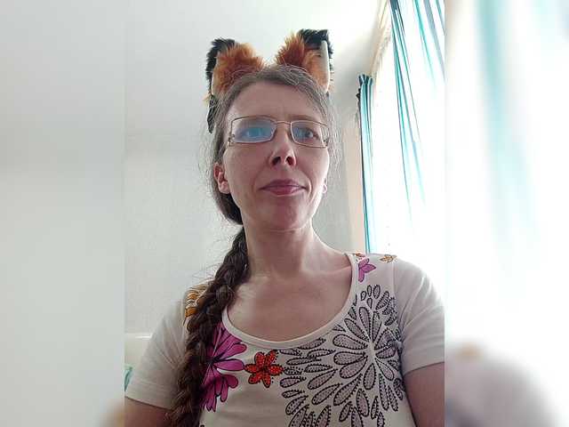 Preview of -queen-margo-