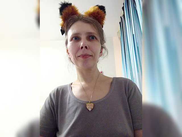 Preview of -queen-margo-