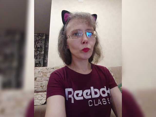 Preview of -queen-margo-