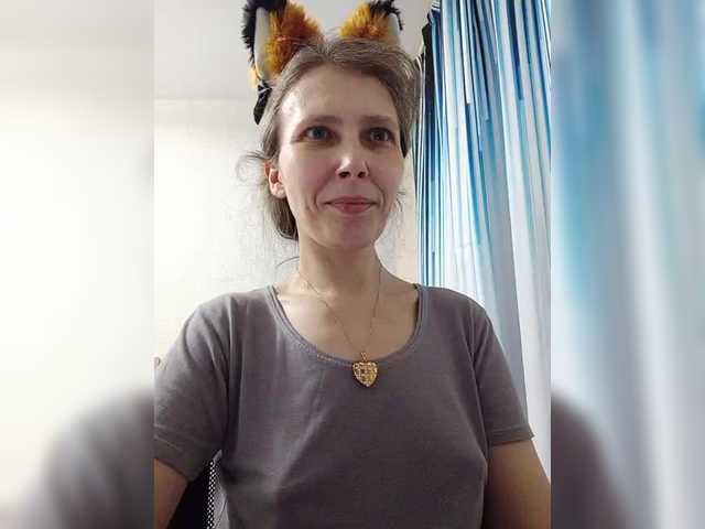 -queen-margo-'s BongaCams show and profile