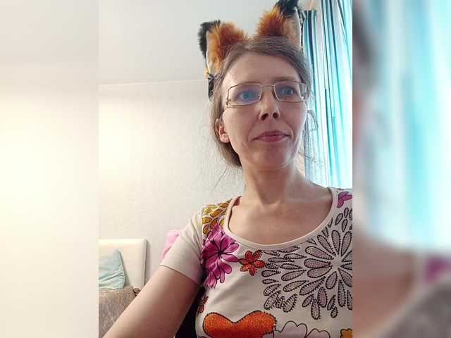 -queen-margo-'s BongaCams show and profile