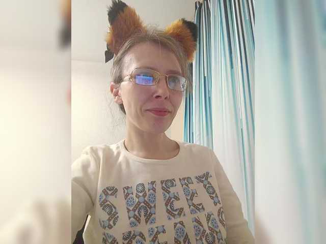 Preview of -queen-margo-